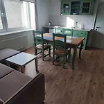 2 Apartamento *